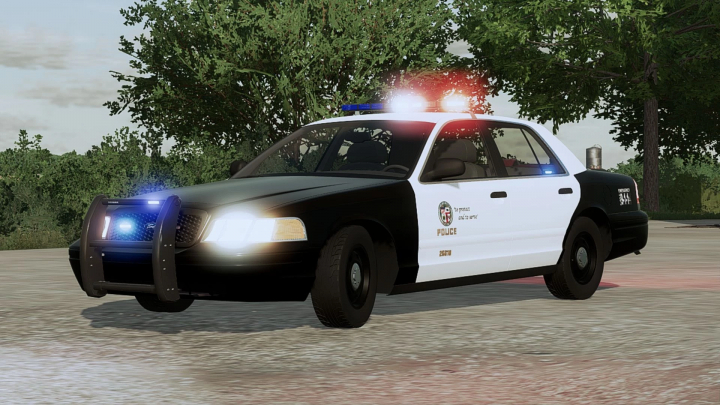 fs25-mods,  FS25 mod Ford Crown Victoria Police Interceptor in game, showcasing its black and white design with red and blue lights.