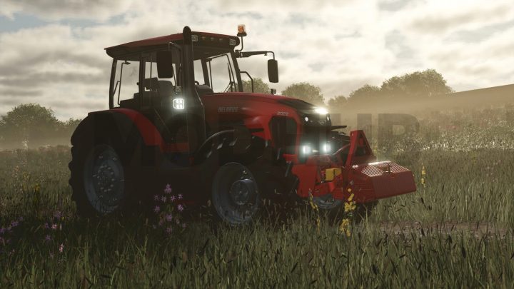 fs25-mods,  MTZ BELARUS 2022.7 tractor in FS25 mod driving through a grassy field at sunrise.