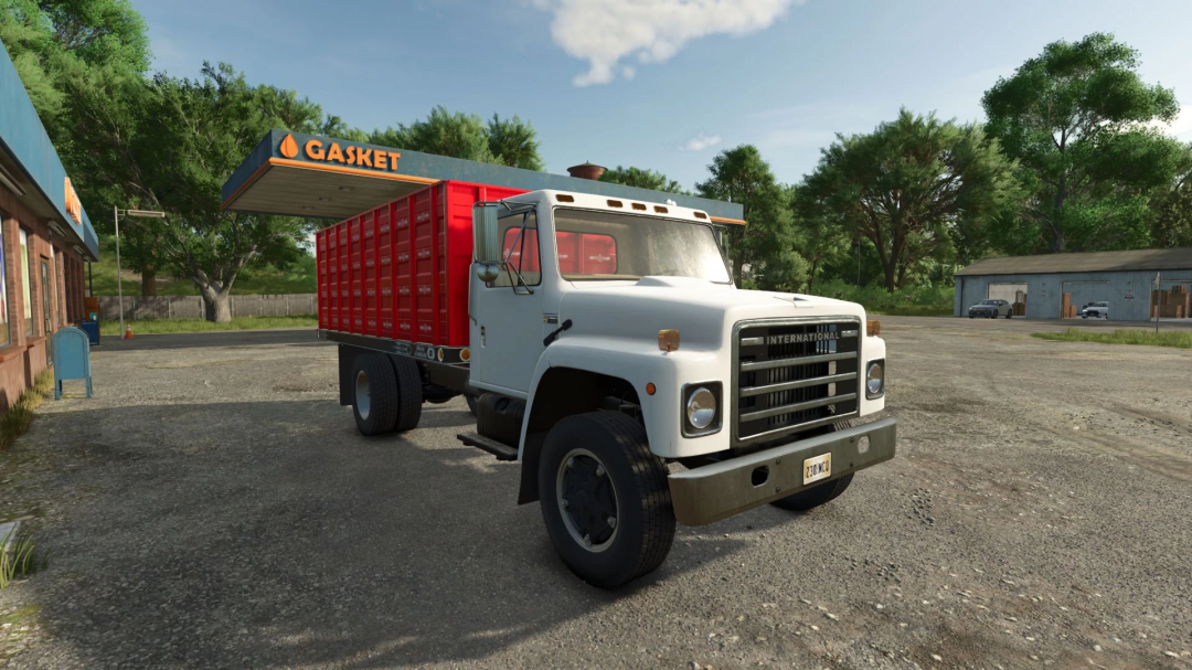 International S1800 Grain Bed truck mod in FS25 at gas station