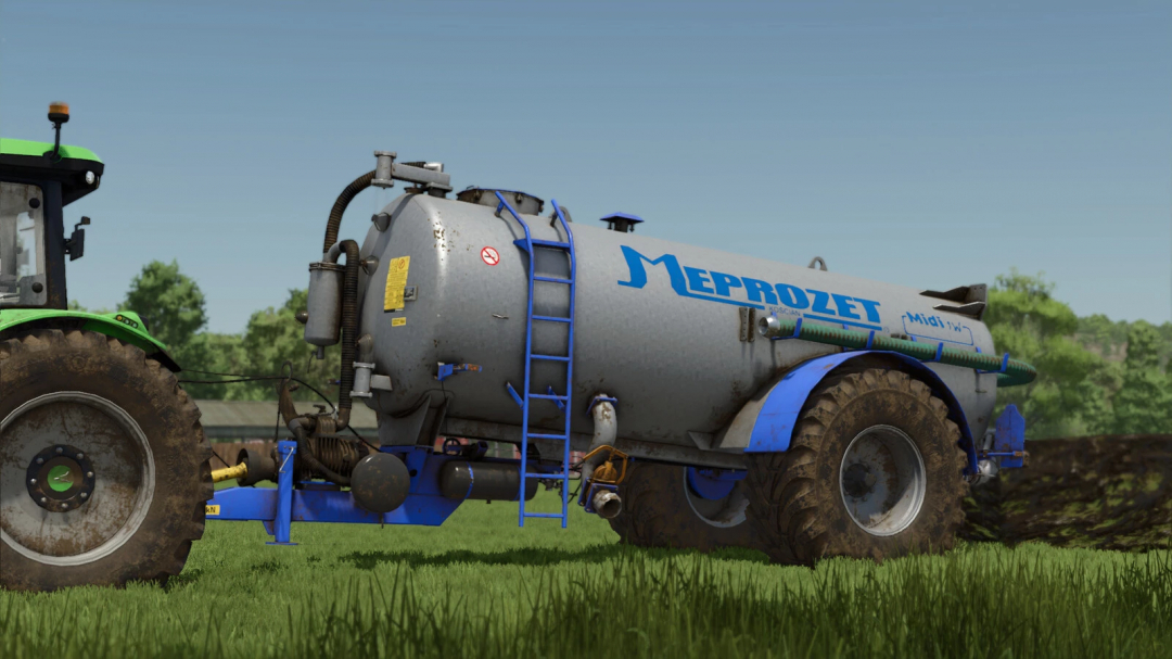 FS25 mod Meprozet PN-100 v1.0.0.0 in Farming Simulator 25, showcasing a liquid manure spreader attached to a tractor.