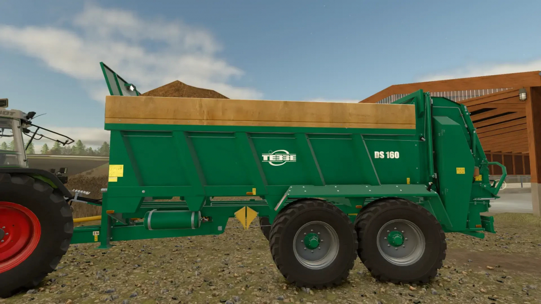 Side view of Tebbe DS 160 trailer in FS25 mod loaded with soil.