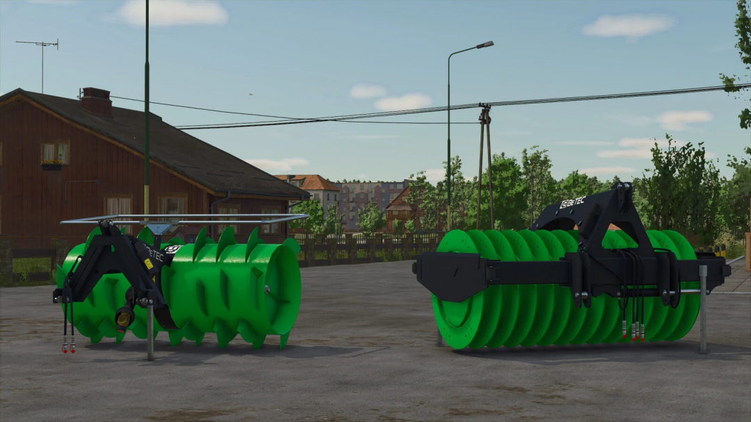 BeTEC Silo Pack v1.0.0.0 in Farming Simulator 25, showcasing green silage equipment outdoors. FS25 mods enhance farming experience.