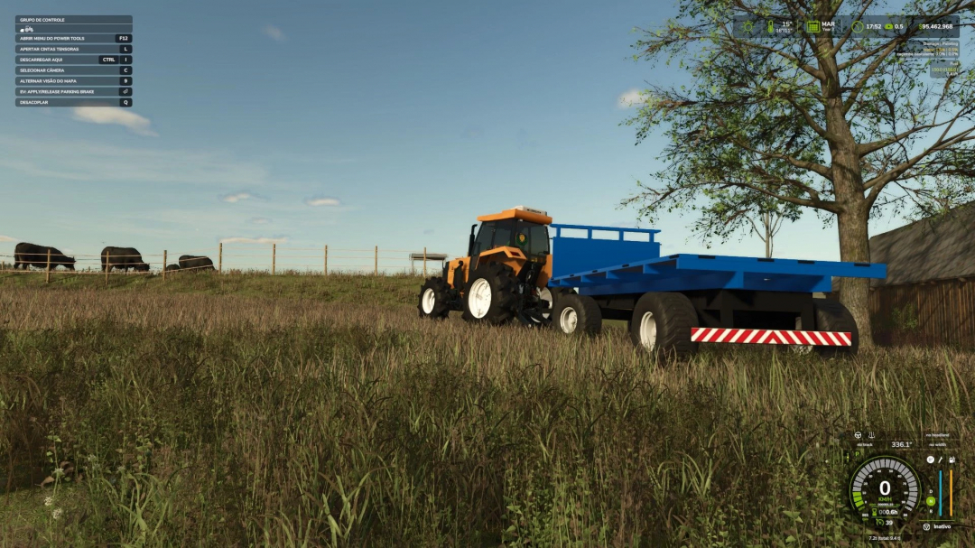 FS25 mod CARRETA TRITON v1.0.0.0 with tractor and trailer in a grassy field with cattle and a tree.