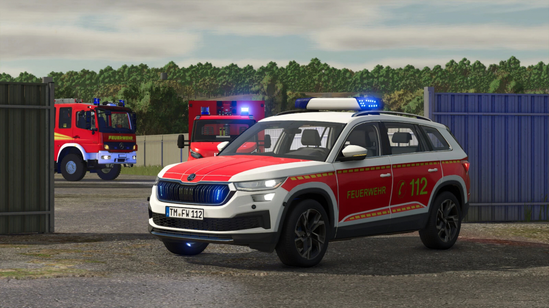 Skoda Kodiaq emergency vehicle mod in FS25 with fire engine background