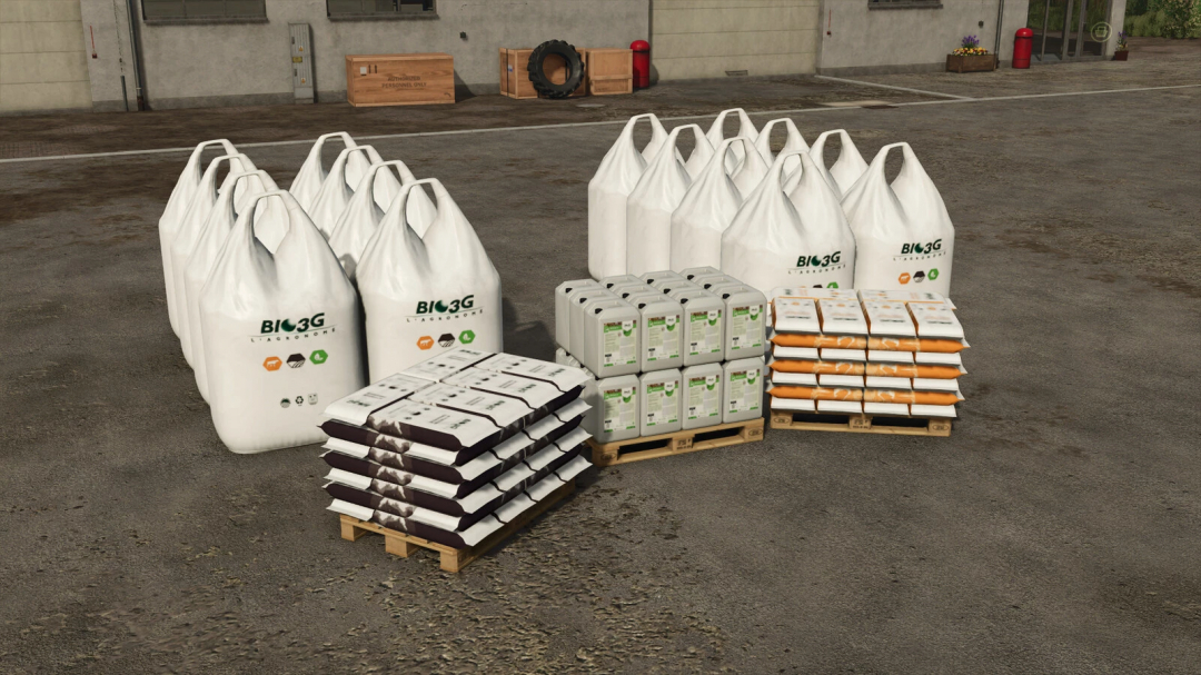 BIO3G Pack v1.0.0.0 mod in FS25 showing sacks and containers with agricultural supplies.