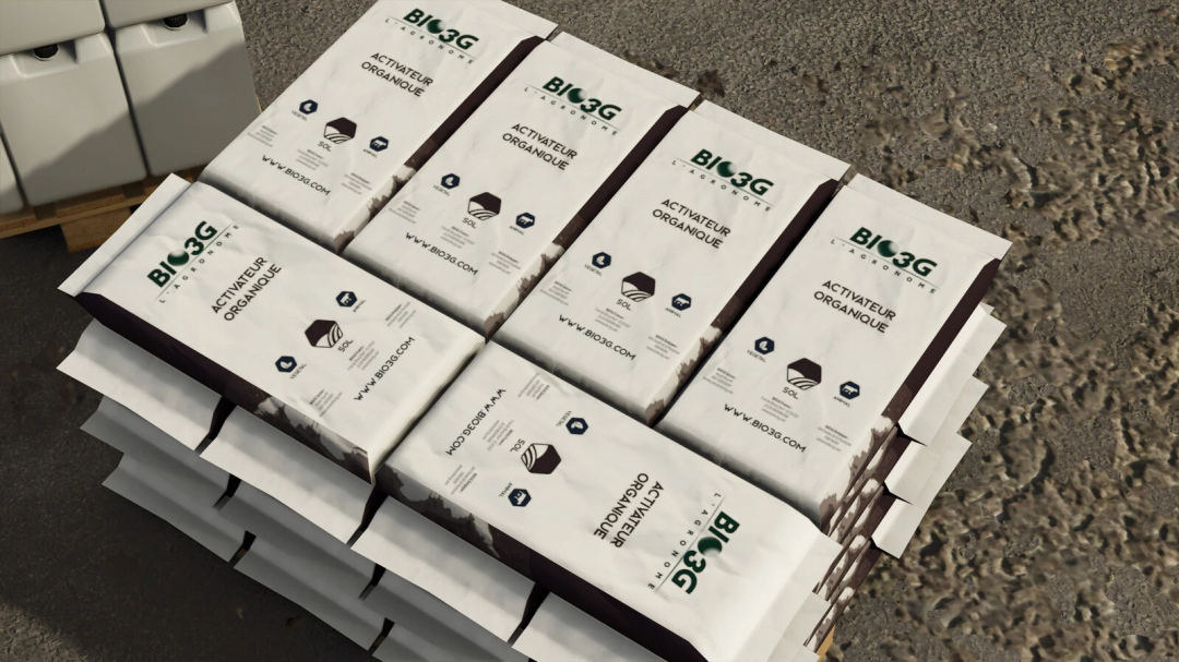 FS25 mods BIO3G Pack v1.0.0.0, shows bags of organic activator on pallets in Farming Simulator 25.