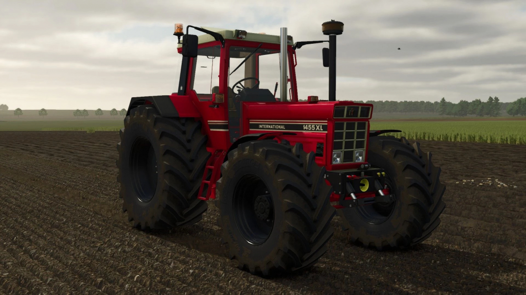 IHC 1455 XL tractor mod for FS25 on a farm field.