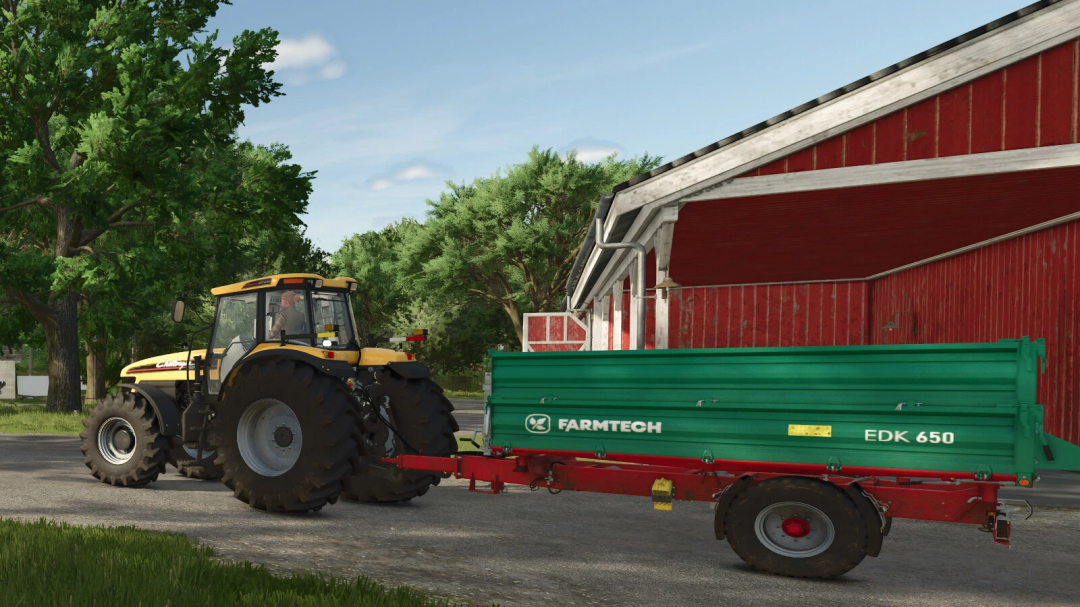 FS25 mod HiredHelper Tool v1.0.0.0 showing a tractor with a Farmtech EDK 650 trailer by a red barn.