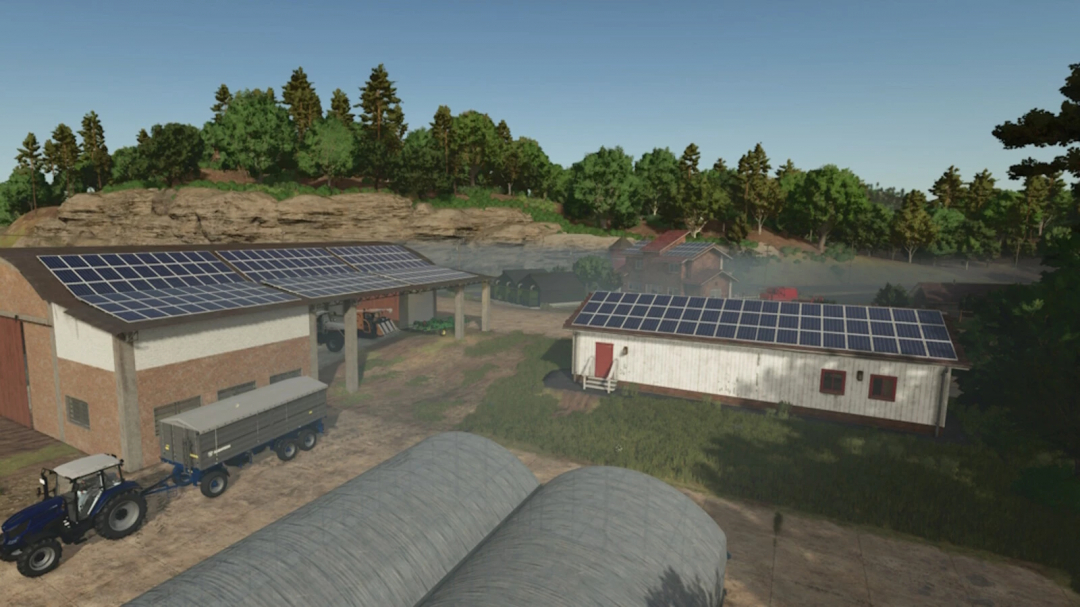 FS25 mods: Solar panels on a farm in Farming Simulator 25, showcasing renewable energy use.