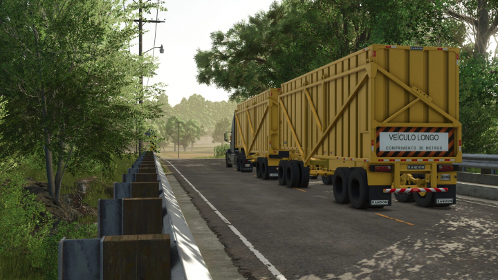 fs25-mods,  Long vehicle carrying a large yellow structure on the road in Farming Simulator 25, labeled 'Veículo Longo' with a 30-meter length restriction, part of FS25 mods.