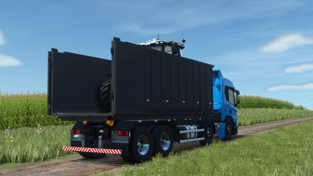 Farming Simulator 25 mod: Blue truck with black Lizard NTG P320 Roll-On trailer carrying a spare tire in a rural field.