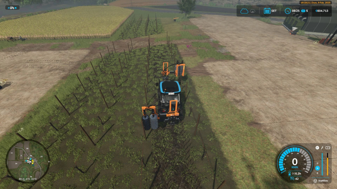 Farming Simulator 25 mod showcasing a harvester working on narrow vineyard and olive grove with specialized equipment for FS25 mods.