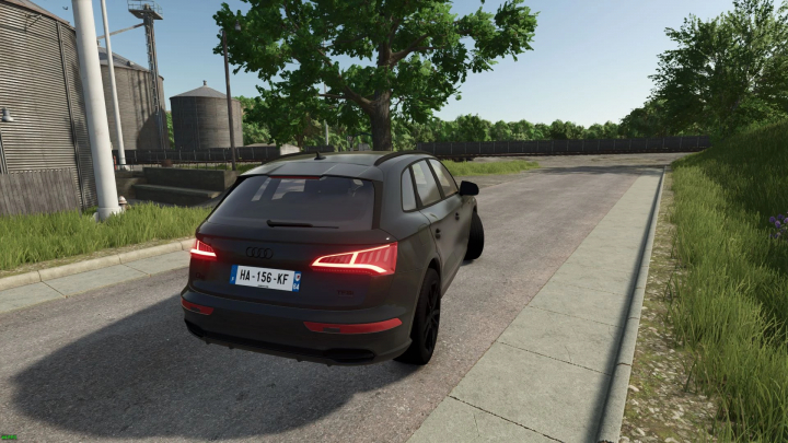 fs25-mods,  Farming Simulator 25 mod: Audi Q5 T.F.S.I. 2020 in a realistic outdoor environment, showcasing detailed vehicle design.