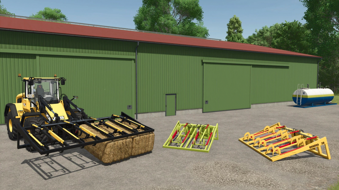 Farming Simulator 25 mods: Lizard Quadra Pack v1.0.0.0 with tractors and equipment near a green barn.