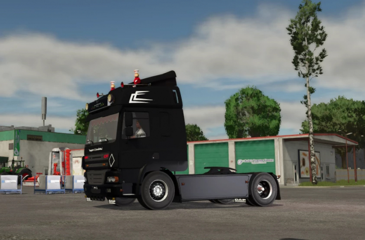 fs25-mods, Farming Simulator 25 mod: DAF CF truck in a parking lot, optimized for Farming Simulator 25 gameplay.