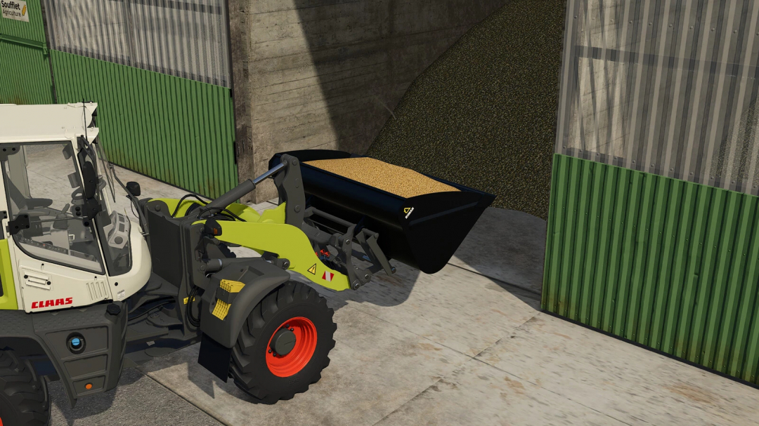 Farming Simulator 25 mod featuring a CLAAS loader with Riman Tool Pack v1.0.0.0 for crop handling in FS25.
