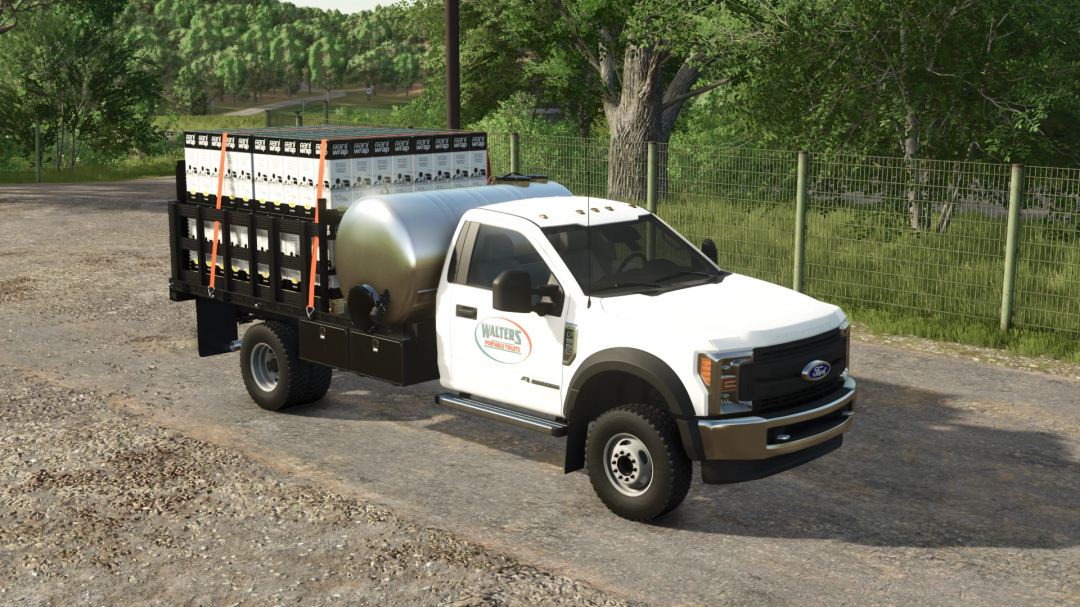 Farming Simulator 25 mod: Ford F550 pickup truck with a water tank and a flatbed carrying boxes, part of FS25 mods.