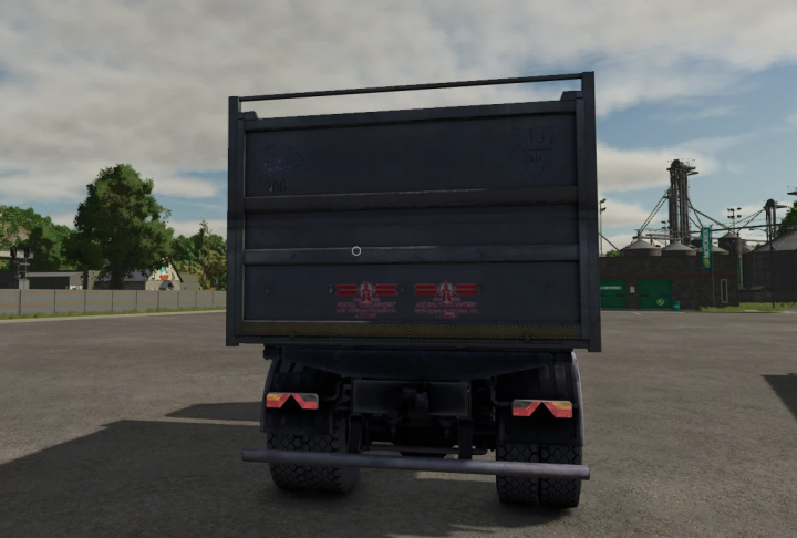 fs25-mods,  Farming Simulator 25 mod: MAZ 5551 truck viewed from rear, with a large cargo bed in a farming environment.