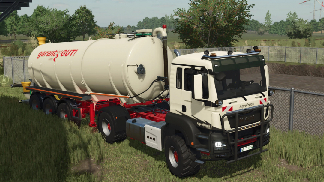 Farming Simulator 25 mod featuring the MAN TGS 18 Series water tanker truck, with detailed design and realistic graphics.
