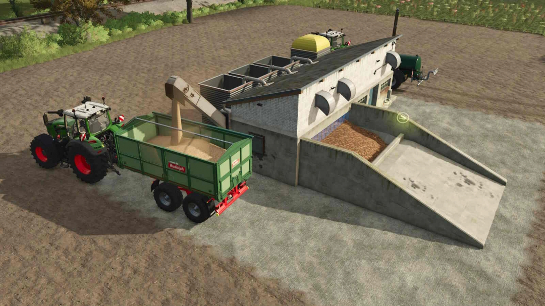 Farming Simulator 25 mod featuring a sugar beet chopper and feed mixer setup for efficient harvesting.
