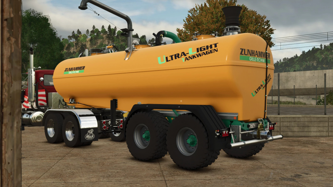 Farming Simulator 25 mod image of a Zunhammer Ultra-Light semi-trailer for liquid transport, loaded on a truck.