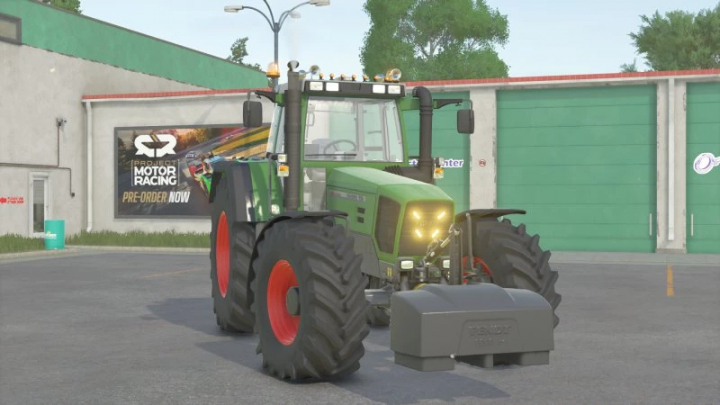 fs25-mods, Farming Simulator 25 mod: FS25 Fendt Favorit 900 tractor with front weight attachment parked outdoors.