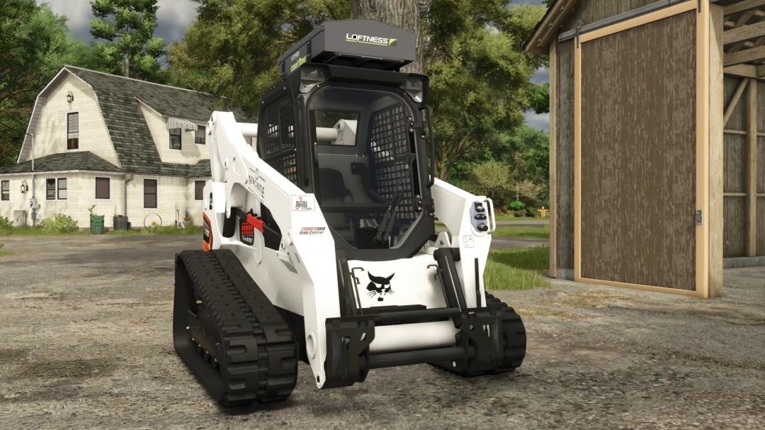 Farming Simulator 25 mod: Bobcat 770 M3 compact track loader with Loftness attachment, in a farmyard setting.