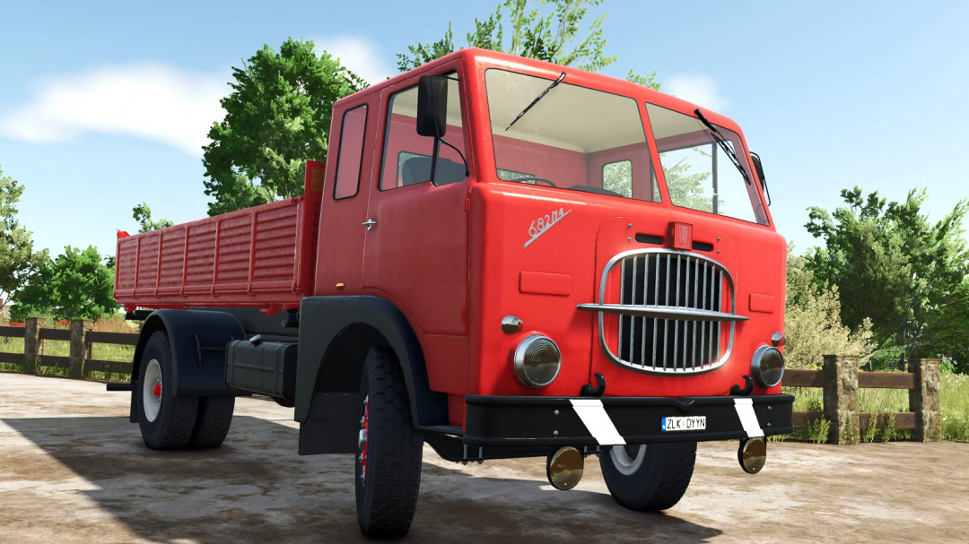 Farming Simulator 25 mod: Red Fiat 682 N4 vintage truck with black bumper and grille, parked outdoors in Farming Simulator 25.
