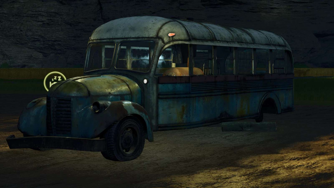 Damaged Bus House v1.0