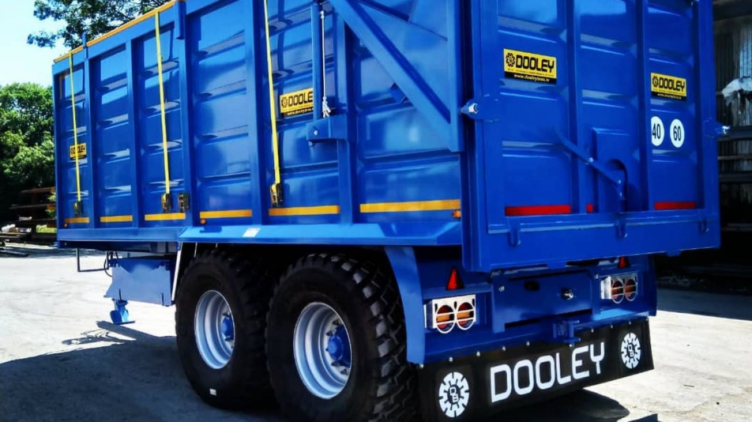 Dooley Bros Engineering Decals Pack (Prefab) V1.0